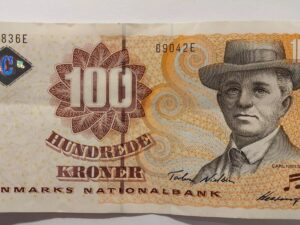DENMARK 100 Kroner, 2002 Banknote