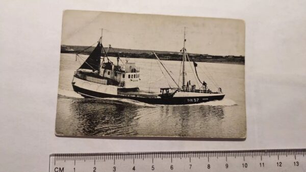 Iceland Vintage Ship Postcard - Card - Hedinn THH 57