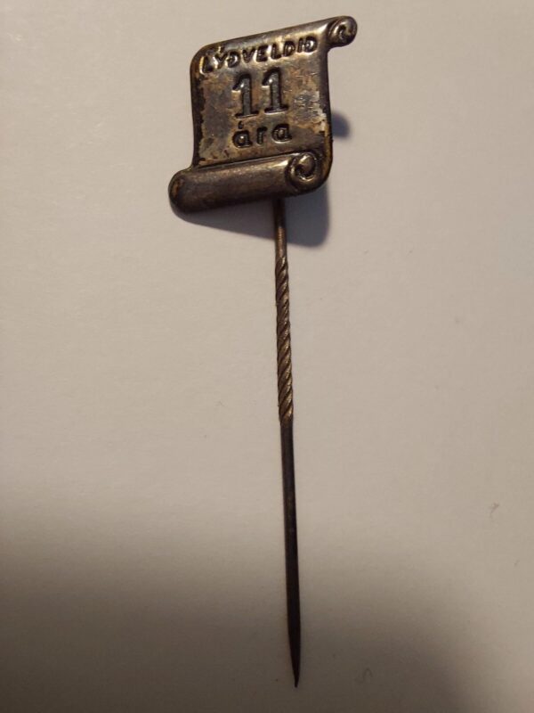 Iceland Lydveldid 11 years Vintage Pin - Badge