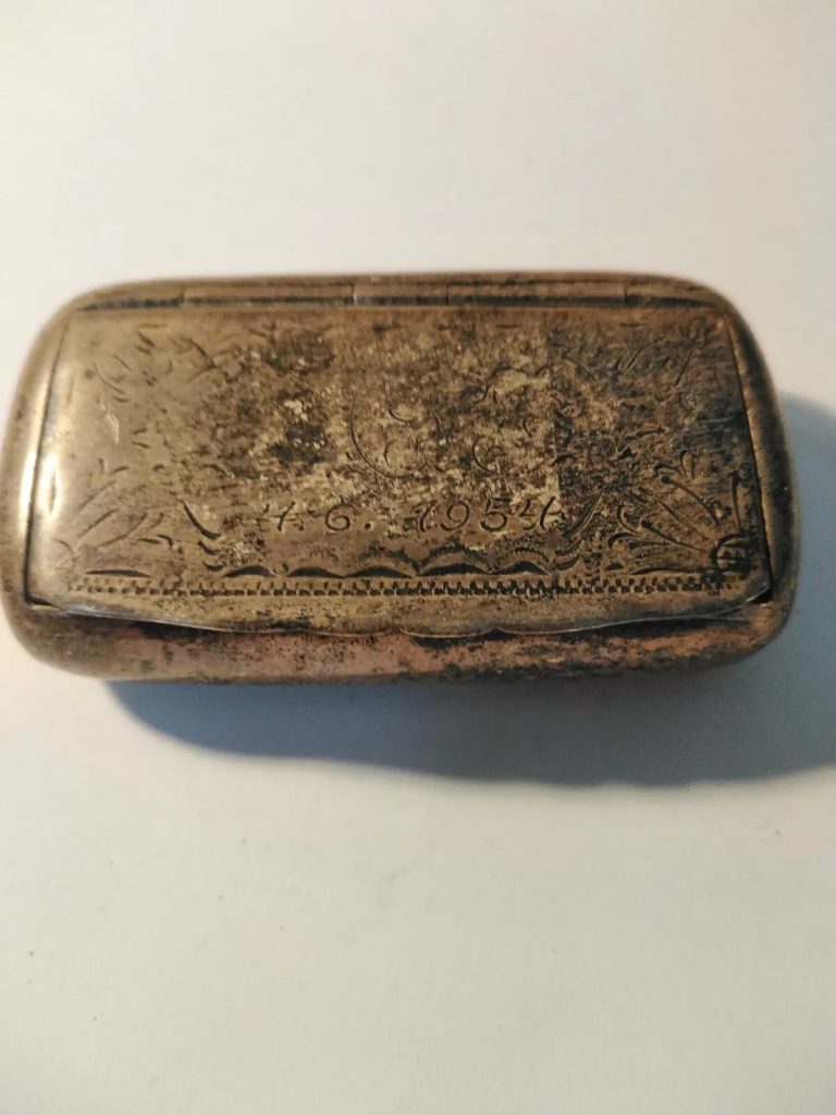 Antique Persian silver snuff box 925