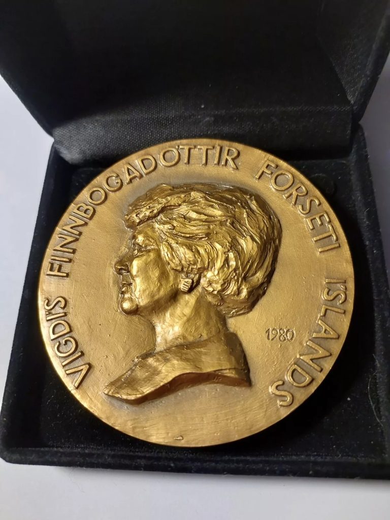 Vigdís Finnbogadóttir 1980 medal