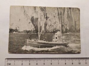Iceland Vintage Ship Postcard - Card - Isleifur VE 63