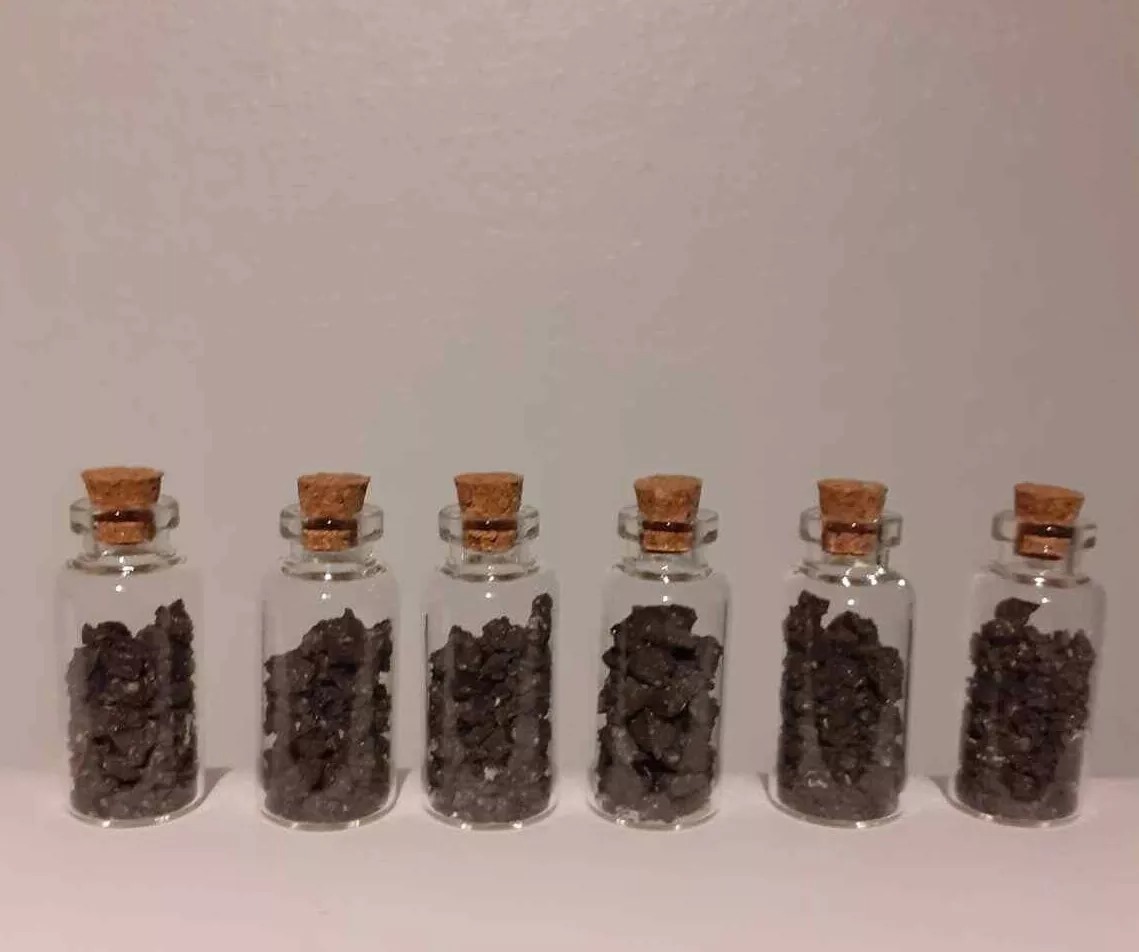 Iceland Volcano Eruption Lava Stone Sample - From Fagradalsfjall 2022 - Image 3