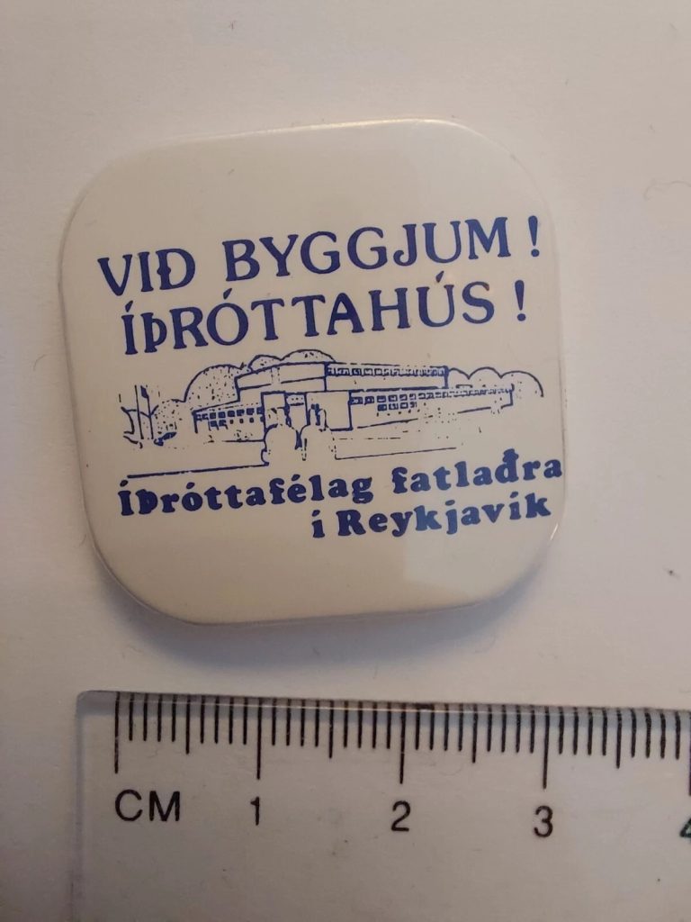 Ithrottahus - Iceland Vintage Pin - Badge