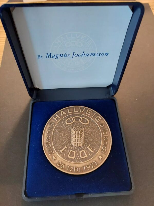 Iceland Independent Order of Odd Fellows IOOF - Bronze Medal - 1921 - Hallveig