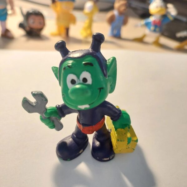 Vintage Astrosniks Mechanic PVC Figure Bullyland Germany Sniks Snik