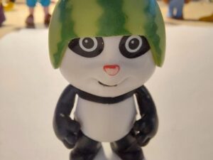 Panda and Little Mole * 2018 EXTRA KINDER SURPRISE - Panda With Helmet
