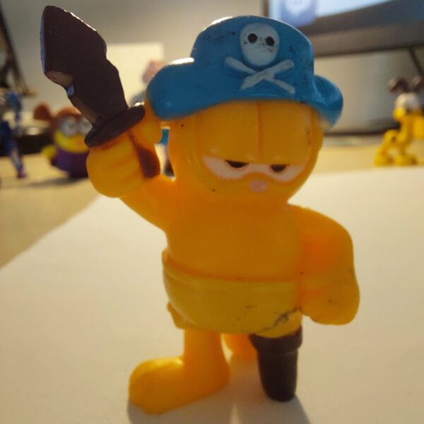 Garfield Paws Pirate Action Figure