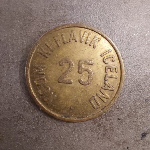 Iceland Keflavík KCOM 25 Cent Token - Commissioned Officers' Mess (Brass)