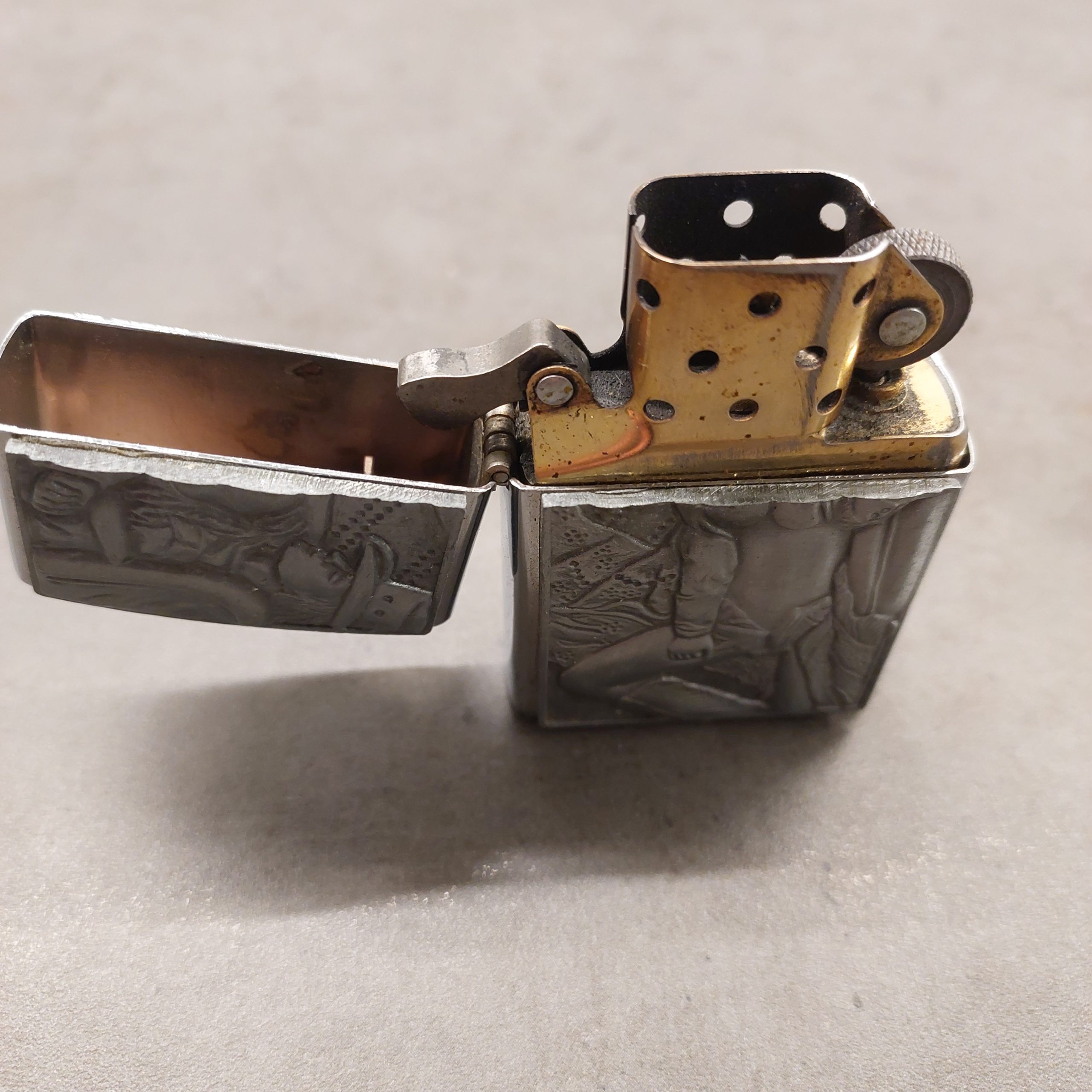 Zippo Lighter 2002 - Woman Engraved - Image 2