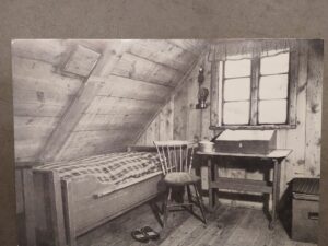 Nonnahús Akureyri turf house postcard