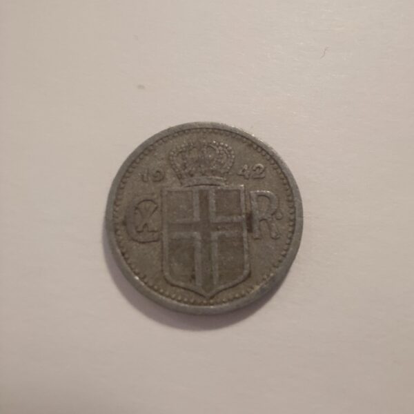 Iceland 10 Aurar 1942 Coin - Christian X Monogram
