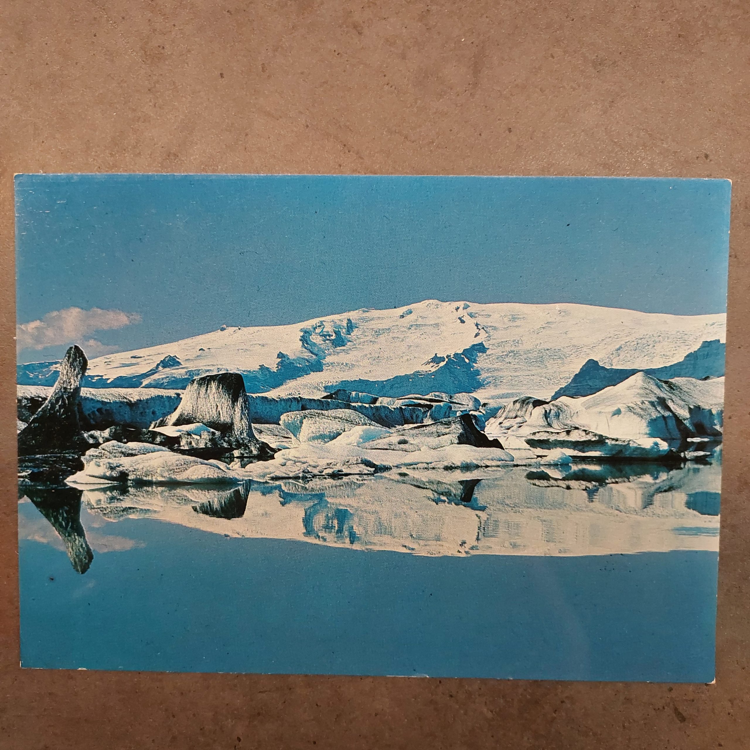 Jökulsárlón icebergs postcard