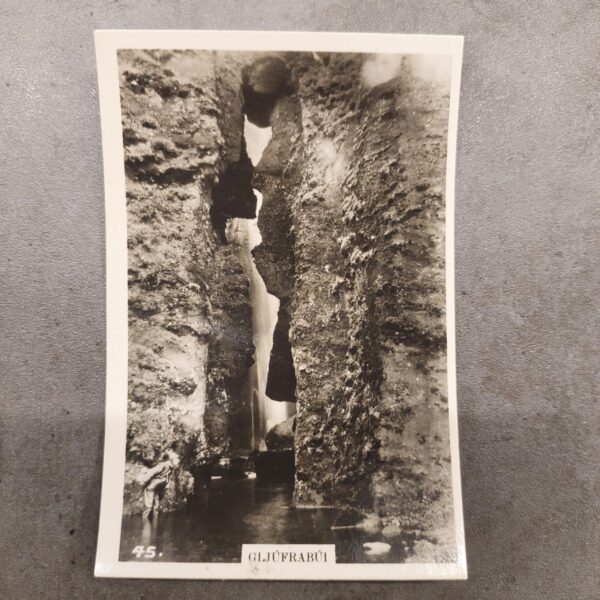 Gljúfrabúi Iceland Card